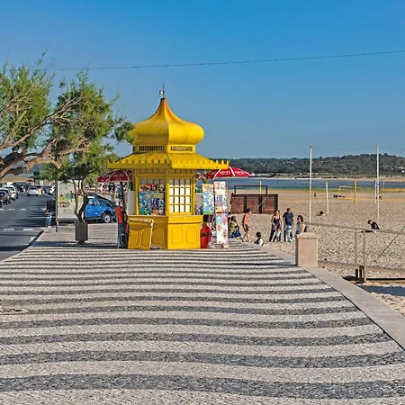 Casa Da Lagoa - By Sch *